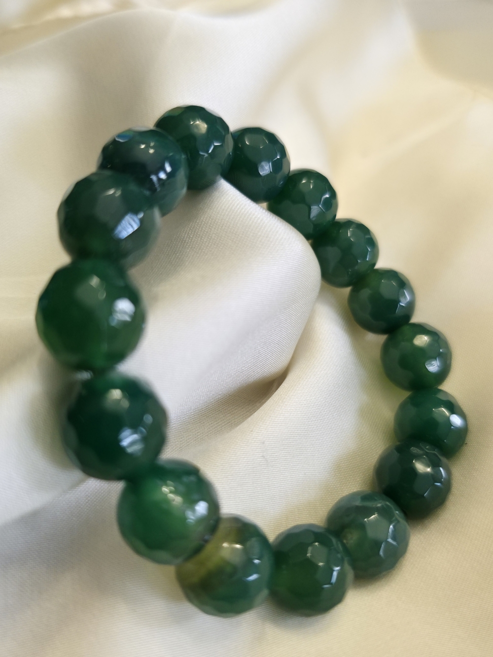 Green Faceted Agate Bead Stretch Bracelet